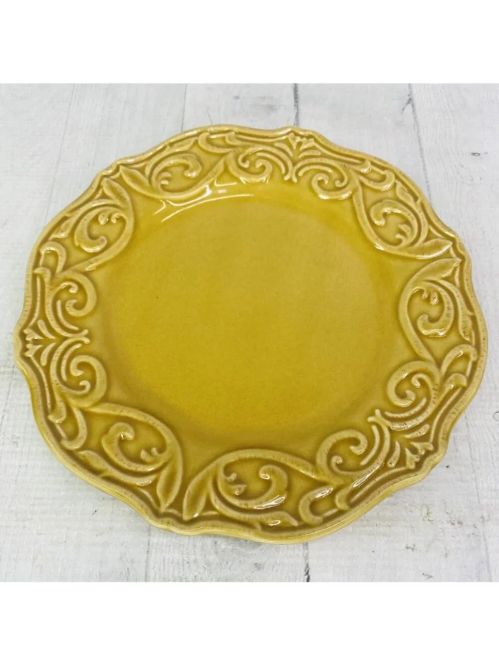 Chris Madden JC Penny CORVELLA GOLD  Scrolls Stoneware Salad Lunch Plates Set 4